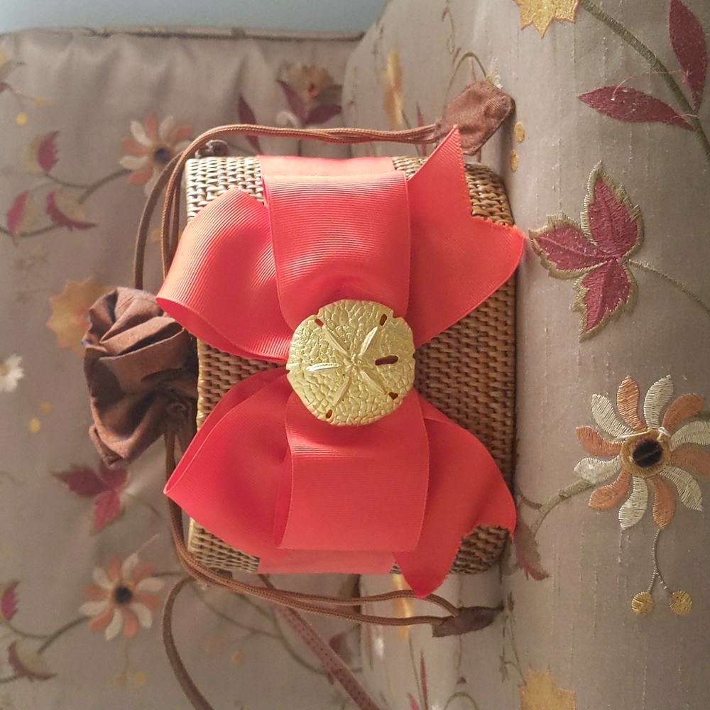 Bosom Buddy small purse
